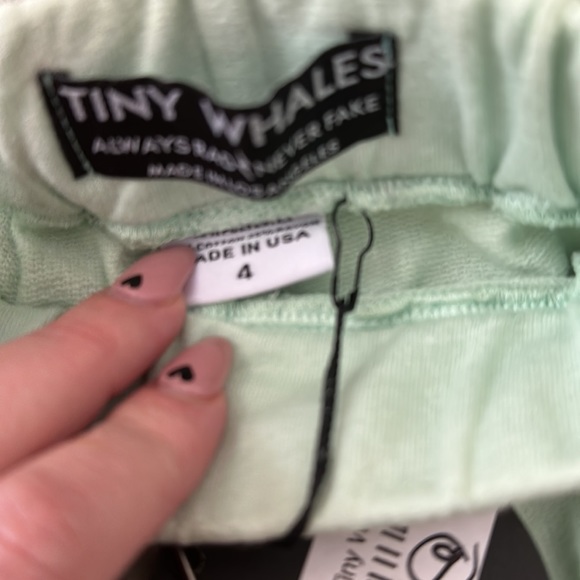 NWT Tiny Whales Shorts 🌹 - Picture 5 of 5